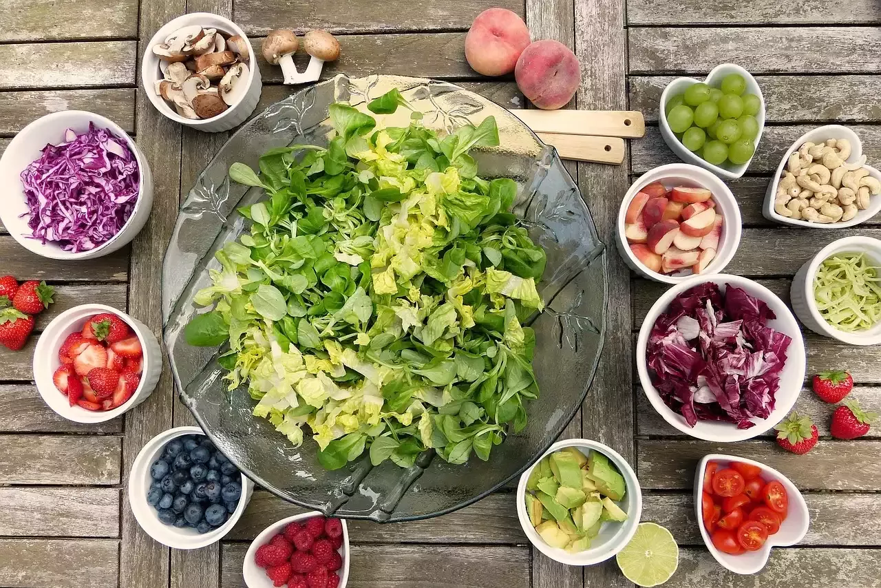 Eine gesunde Ernährung beibehalten und essen